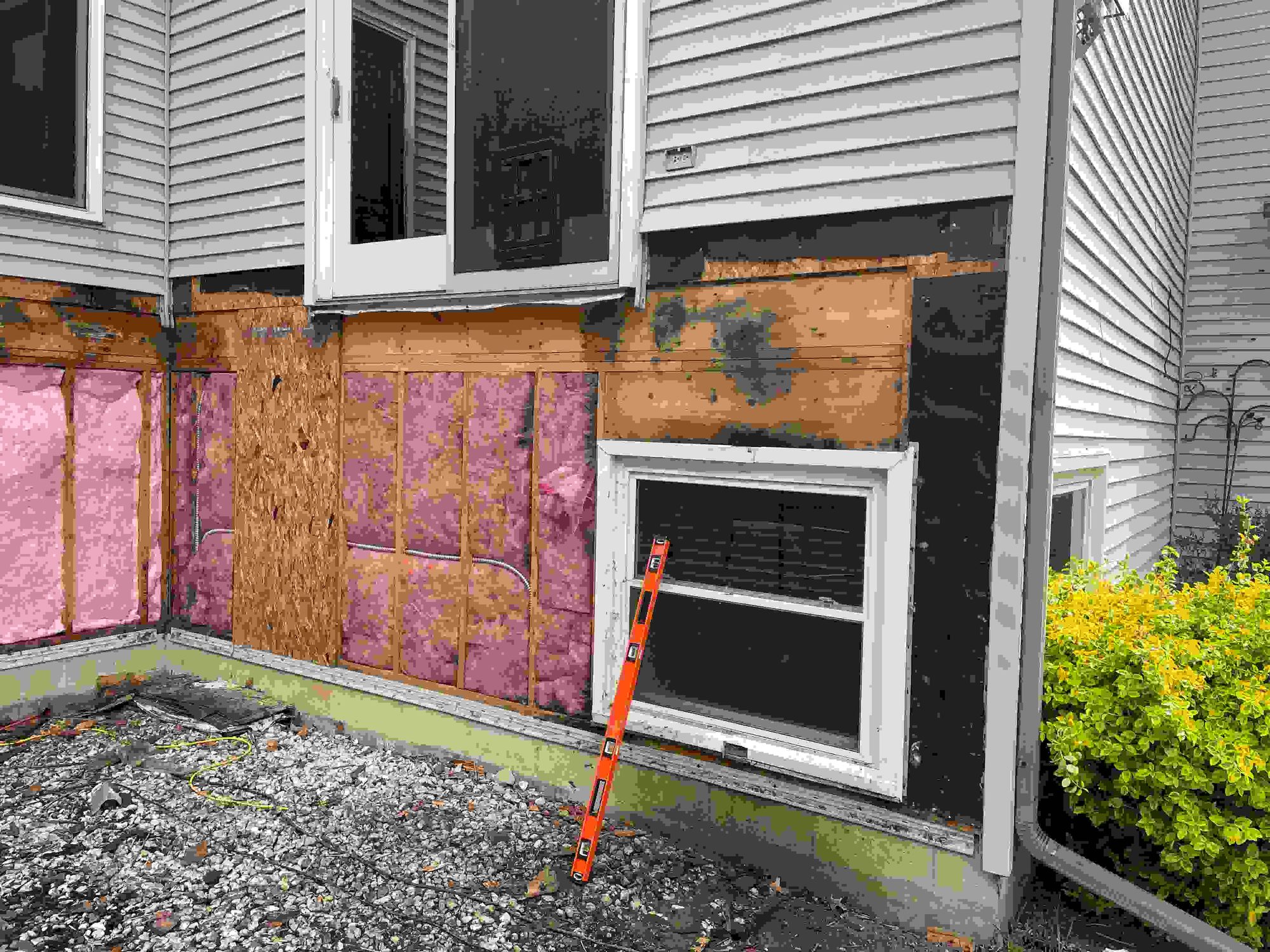 Exterior siding and structural repair on a Northwest Ohio home